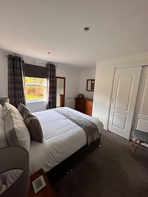 Apartment In Queens Court, Banchory Inchmarlo Exterior foto